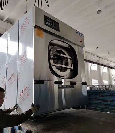 ?洗衣房專用洗滌設(shè)備發(fā)往浙江